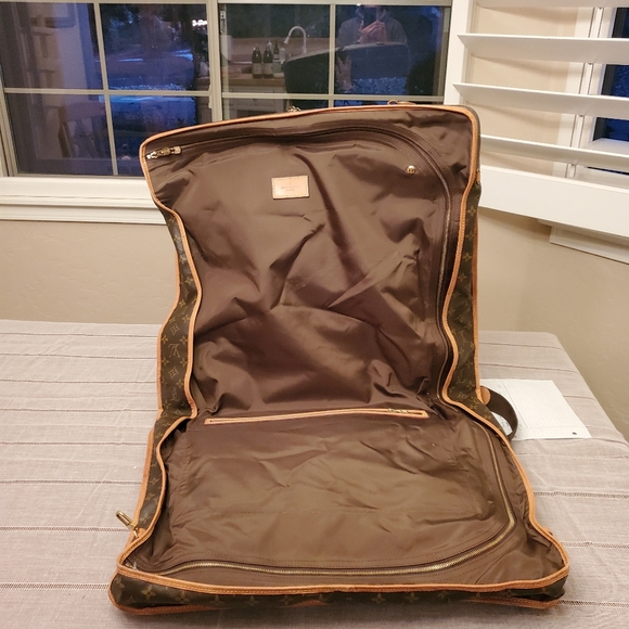 Vintage Louis Vuitton Garment Bag - Picture 3 of 3